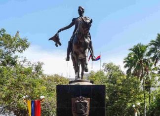 24 de julio, natalicio de Simón Bolívar