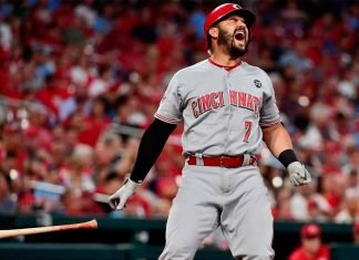 Eugenio Suárez fue protagonista ante los Cachorros