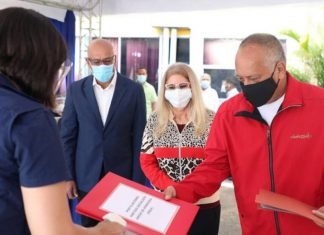 Gran Polo Patriótico inscribe candidatos ante el CNE