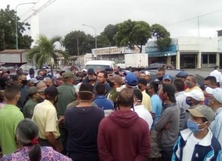 Protesta exigiendo suministro de gasolina al Oeste de Barquisimeto