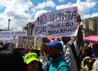Educadores jubilados se declaran en estado de emergencia por bajos ingresos