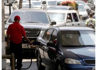 Gobierno implementará venta de combustible con el sistema «Pico y Placa» en el país