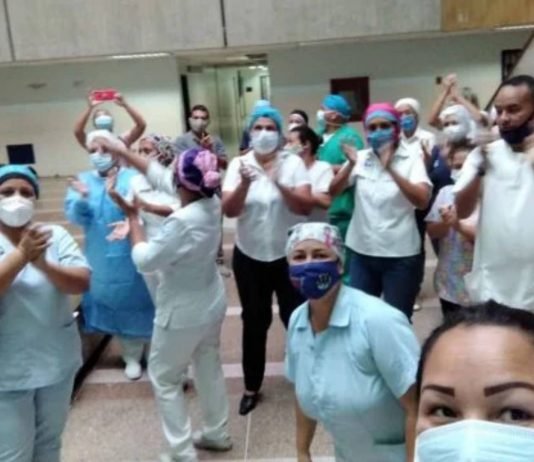 Personal del Hospital Pastor Oropeza reclaman mejoras en sueldos y salarios