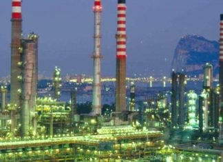 Maduro indicó que la Refinería de Amuay fue atacada