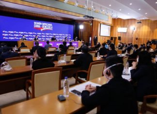 Maduro: Queremos tener las mejores relaciones de diálogo y respeto con EEUU gane quien gane