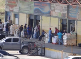 Comerciantes de Mercabar consideran vulnerados sus derechos