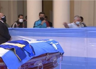 Capilla ardiente en Casa Rosada en honor a Maradona