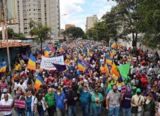 Candidatos por “Alianza Democrática” realizaron marcha en Barquisimeto