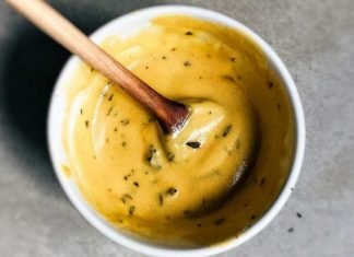 ¿Cómo hacer un aderezo de mostaza dulce?