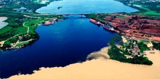 Confluencia del Orinoco y el Caroní