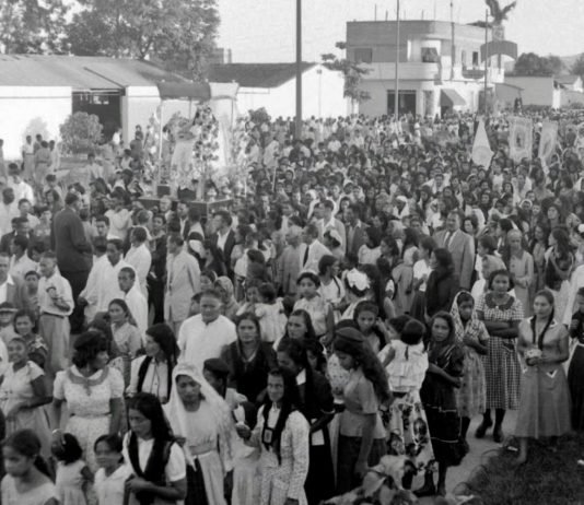 El ruego del padre Macario Yépez ante la Divina Pastora