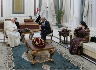 El papa pidió desde Irak compromiso para llevar paz al Oriente Medio