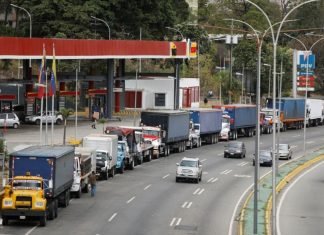 Conindustria advierte escasez de diésel afecta distribución de productos