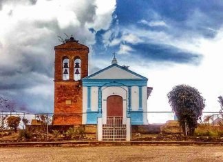 Capilla en Paso Real