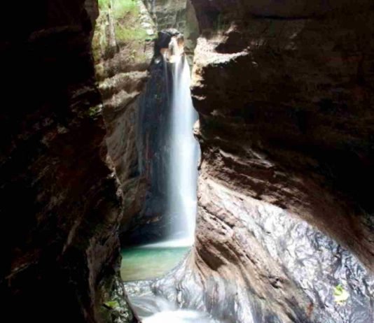 Cueva Los Carraos