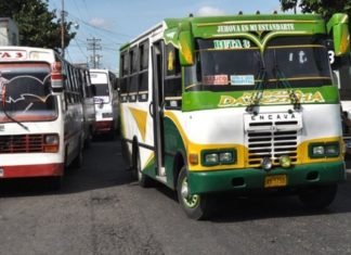 Transportistas denuncian incumplimiento de convenio para acceder a combustible