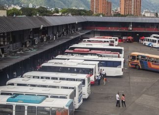 Terminales y rutas interurbanas se reactivan este lunes iniciando semana de flexibilización