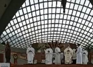 Arquidiócesis de Barquisimeto realizó misa Crismal ante reliquia del Beato José Gregorio Hernández