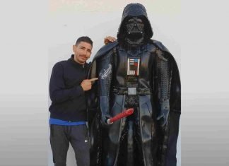 Venezolano hace esculturas con neumáticos