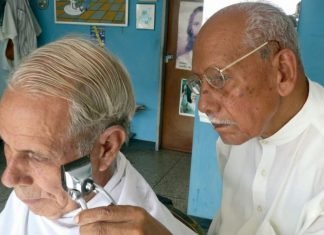 El barbero más antiguo de Barquisimeto cuenta su historia