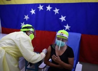 Cuestionan falta de planificación en el plan nacional de vacunación