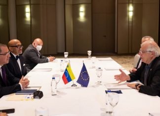 UE apoya el diálogo entre el gobierno y oposición en Venezuela