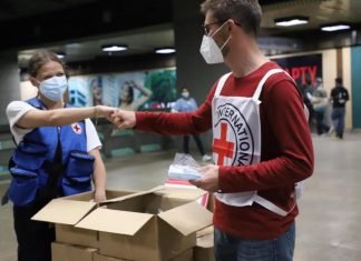 Cruz Roja apoya con voluntarios y asistencia técnica en el plan de vacunación en Lara