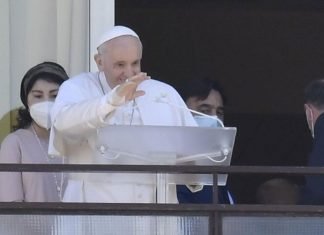 El Papa en el hospital: “que todo enfermo reciba la unción de la cercanía y del cuidado”