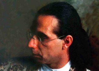 Los locos de siempre de Agni Mogollón