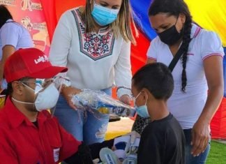 Fundación Municipal del Niño entrega ayudas médicas en Iribarren