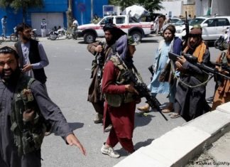 Los talibanes inician cacería contra los colaboradores del exgobierno afgano