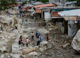 Iglesia reitera apoyo a los afectados por fuertes lluvias en Mérida