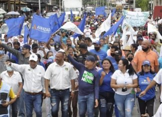 Henri Falcón realizó gira por los municipios Morán y Torres
