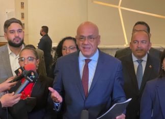 Delegación del gobierno advierte violación de acuerdos de México