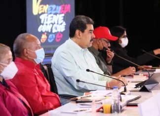 Maduro responsabiliza a EEUU de la paralización de la mesa de diálogo