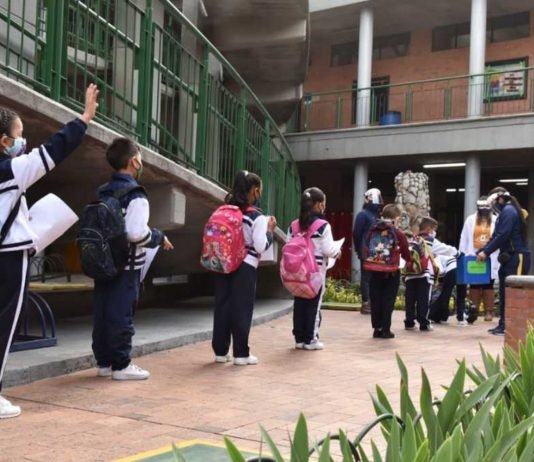 Elkatrib: Se encuentran listos 2.055 planteles para iniciar el regreso a clases presencial