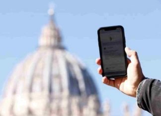 El Vaticano relanza una app