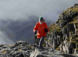 Con 81 años escala 282 montañas