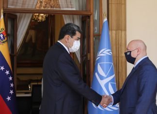 Maduro y el fiscal de la CPI sostuvieron un encuentro en Caracas