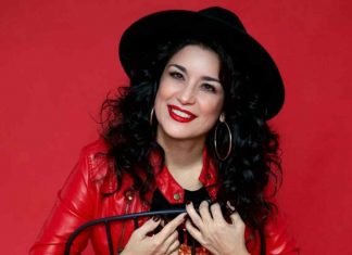 «A quién» de Karina