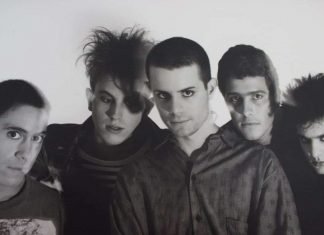 Una extraña sensación de soledad de Sentimiento Muerto