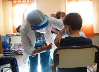 Iniciaron plan de vacunación en infantes mayores de tres años en Torres