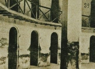 Presos políticos fueron engrillados en La Rotunda