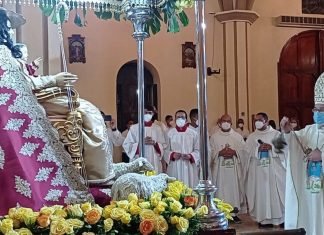 Monseñor Diaz invitó al pueblo devoto a orar por el cese de la pandemia