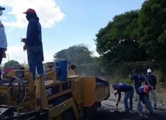 Inician Plan Tapa Hueco 2022 mejorando vialidad en Zona Industrial II de Iribarren