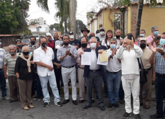 Consignan solicitud de revocatorio contra Maduro ante el CNE en Lara