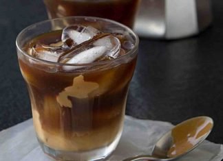 Receta de café frío con caramelo