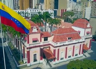 Venezuela llamó a soluciones pacíficas en el conflicto de Ucrania