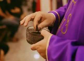 ¿De dónde se obtienen las cenizas para Miércoles de Ceniza?