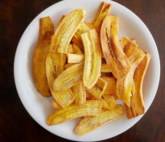 Aprende a preparar chips de plátano al horno